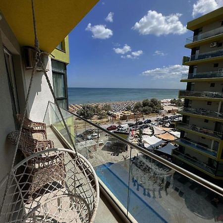 Desiree Beach Apartment Năvodari Eksteriør bilde