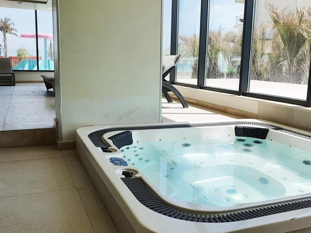 Desiree Beach Apartment Năvodari Eksteriør bilde