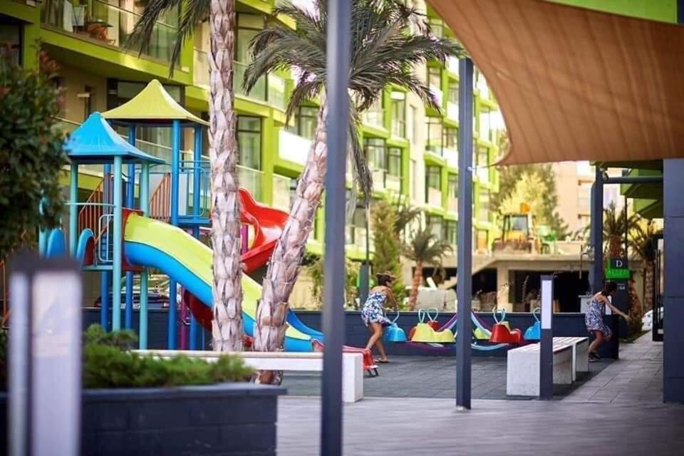 Desiree Beach Apartment Năvodari Eksteriør bilde
